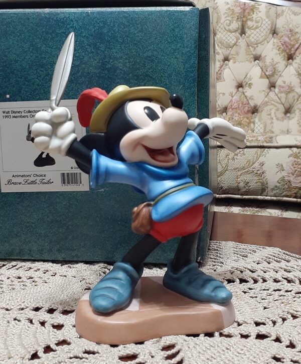 41048 Mickey Mouse - I Let Em' Have It! Mickey Mouse - I Let Em' Have It!