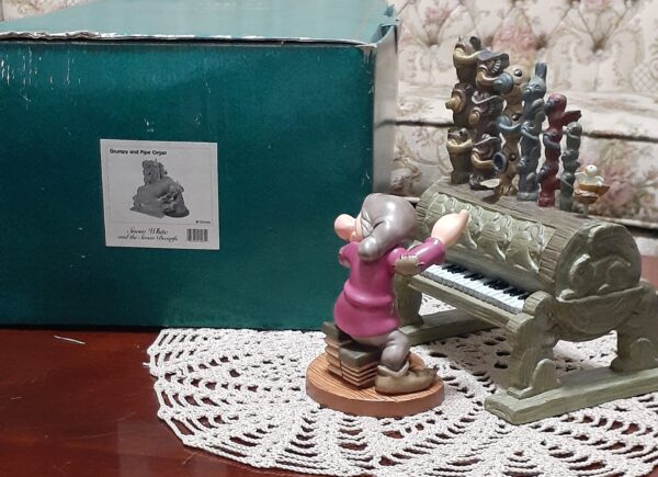 Grumpy And Pipe Organ - Humph!